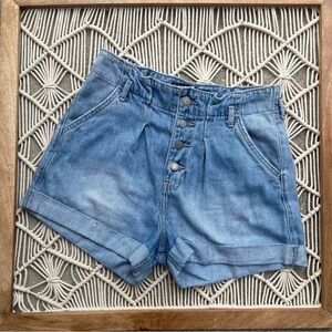 Hollister Ultra High Rise Jean Shorts Size 3 / 26